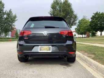 2017 Volkswagen Golf GTI S Hatchback - miniatura 13