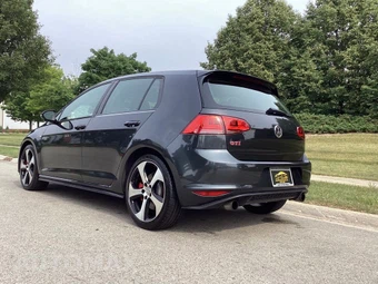 2017 Volkswagen Golf GTI S Hatchback - miniatura 14