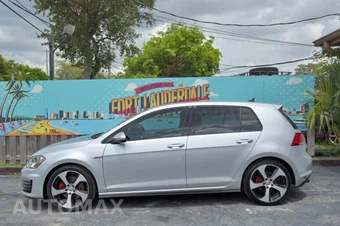 2017 Volkswagen Golf GTI S Hatchback - miniatura 5