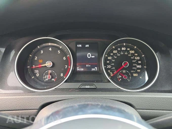 2017 Volkswagen Golf GTI S Hatchback - miniatura 9