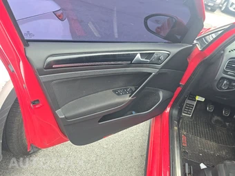 2017 Volkswagen Golf GTI S Hatchback - miniatura 15