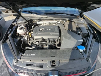 2017 Volkswagen Golf GTI SE Hatchback - miniatura 15