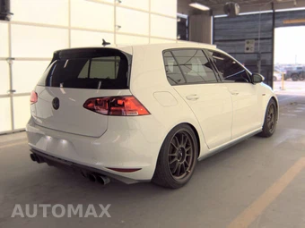 2017 Volkswagen Golf GTI SE Hatchback - miniatura 4