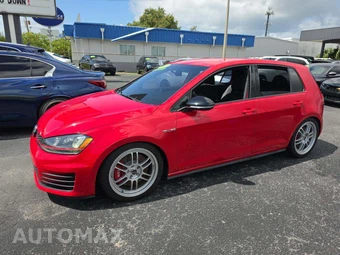2017 Volkswagen Golf GTI Sport Hatchback