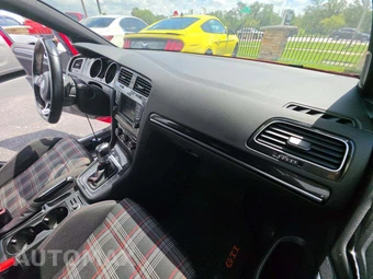 2017 Volkswagen Golf GTI Sport Hatchback - miniatura 19
