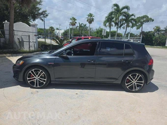 2017 Volkswagen Golf GTI Sport Hatchback - miniatura 2