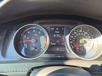 2017 Volkswagen Golf GTI Sport Hatchback - miniatura 12