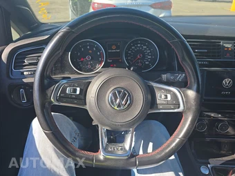 2017 Volkswagen Golf GTI Sport Hatchback - miniatura 10