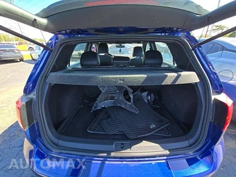 2017 Volkswagen Golf R Hatchback w/DCC & Navigation – miniatura 14