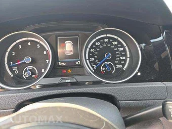 2017 Volkswagen Golf R Hatchback w/DCC & Navigation - miniatura 10