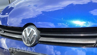 2017 Volkswagen Golf R Hatchback w/DCC & Navigation - miniatura 28