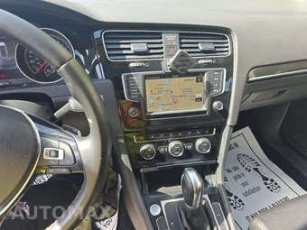 2017 Volkswagen Golf SEL Hatchback - miniatura 11