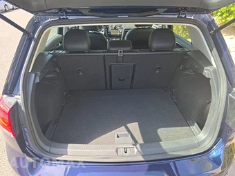 2017 Volkswagen Golf SEL Hatchback - miniatura 16