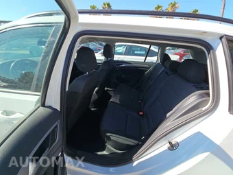 2017 Volkswagen Golf SportWagen S Wagon - miniatura 13
