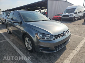 2017 Volkswagen Golf Wolfsburg Hatchback - miniatura 3