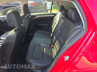 2017 Volkswagen Golf Wolfsburg Hatchback – miniatura 10