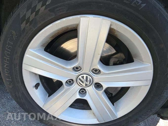 2017 Volkswagen Golf Wolfsburg Hatchback – miniatura 33