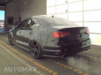 2017 Volkswagen Jetta GLI – miniatura 6