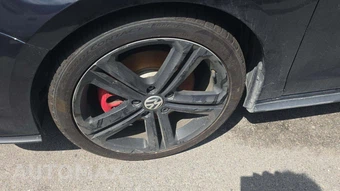2017 Volkswagen Jetta GLI - miniatura 36