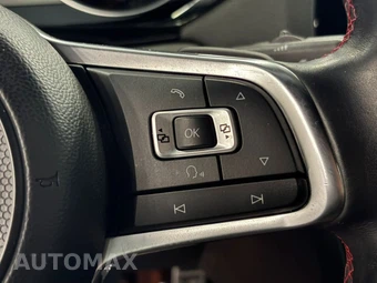 2017 Volkswagen Jetta GLI - miniatura 29