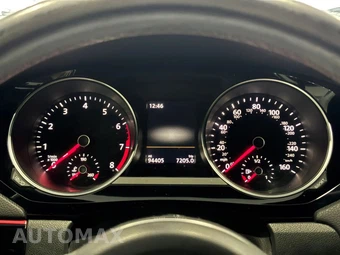2017 Volkswagen Jetta GLI - miniatura 30