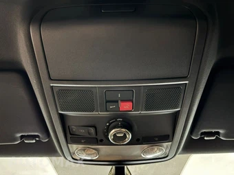 2017 Volkswagen Jetta GLI - miniatura 33