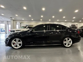 2017 Volkswagen Jetta GLI - miniatura 4