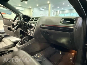 2017 Volkswagen Jetta GLI - miniatura 10
