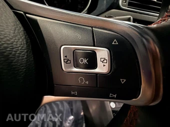 2017 Volkswagen Jetta GLI - miniatura 26