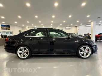 2017 Volkswagen Jetta GLI - miniatura 8