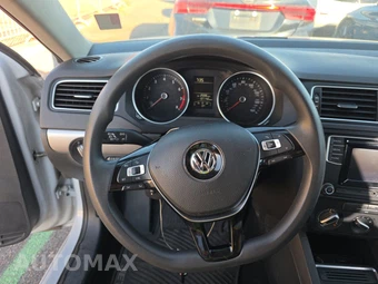 2017 Volkswagen Jetta S – miniatura 10