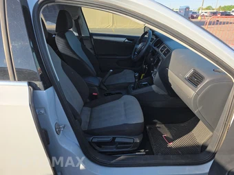 2017 Volkswagen Jetta S – miniatura 8