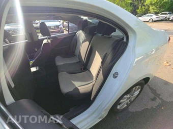2017 Volkswagen Jetta S – miniatura 13