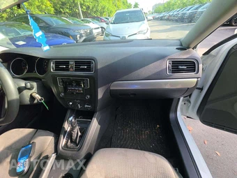 2017 Volkswagen Jetta S – miniatura 19