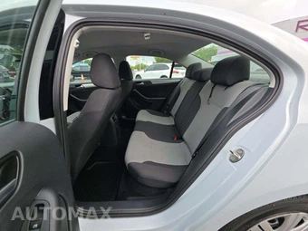 2017 Volkswagen Jetta S – miniatura 10
