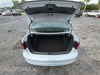 2017 Volkswagen Jetta S – miniatura 11