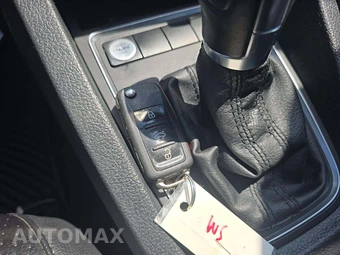 2017 Volkswagen Jetta SE – miniatura 8