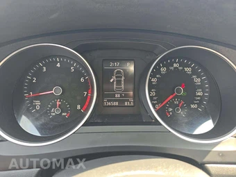 2017 Volkswagen Jetta SE – miniatura 9
