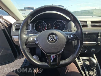 2017 Volkswagen Jetta SE - miniatura 10