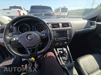 2017 Volkswagen Jetta SE - miniatura 11