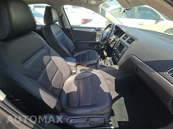 2017 Volkswagen Jetta SE - miniatura 8