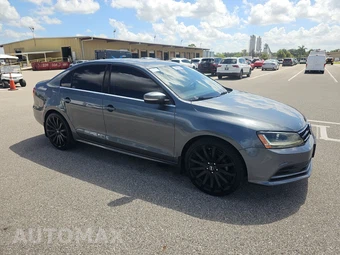 2017 Volkswagen Jetta SE – miniatura 3
