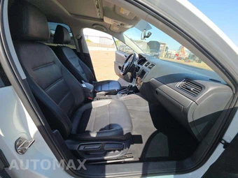 2017 Volkswagen Jetta SE - miniatura 18