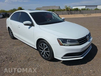 2017 Volkswagen Jetta SE - miniatura 4