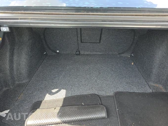 2017 Volkswagen Jetta SE – miniatura 16