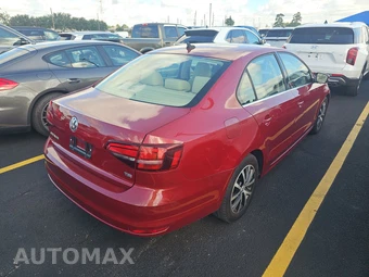 2017 Volkswagen Jetta SE – miniatura 4