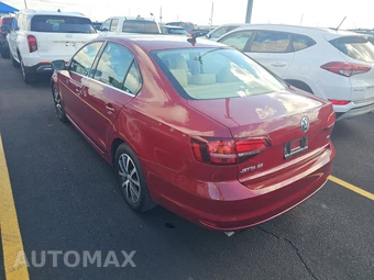 2017 Volkswagen Jetta SE – miniatura 6