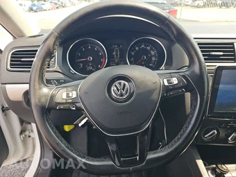2017 Volkswagen Jetta SE – miniatura 10
