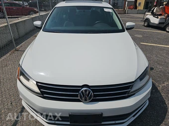 2017 Volkswagen Jetta SE – miniatura 2