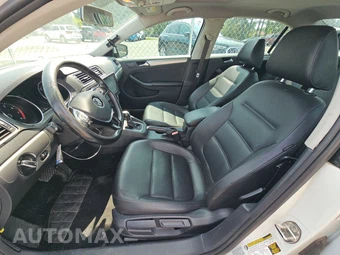 2017 Volkswagen Jetta SE – miniatura 7